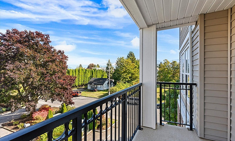2 Bed, 2 Bath Condo ...