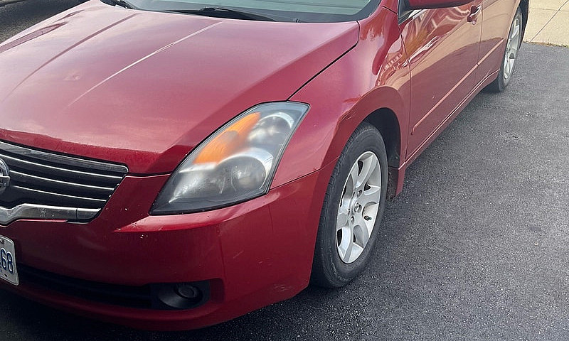 2009 Altima 289K Km ...