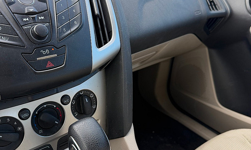 2012 Ford Focus: Rel...