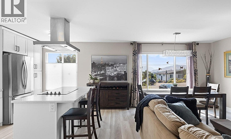 2440 Margaret Roadwe...