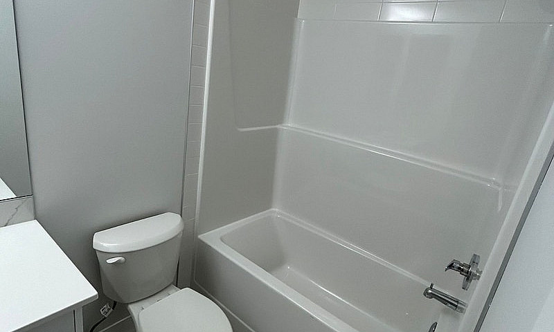 Pet Friendly 3.5 Bed...
