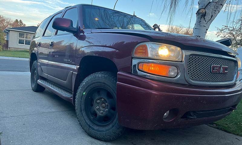 2003 Yukon Denali...