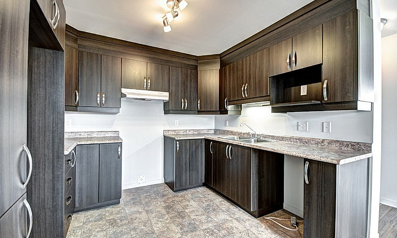 Condo 4 1/2 Pour Lou...