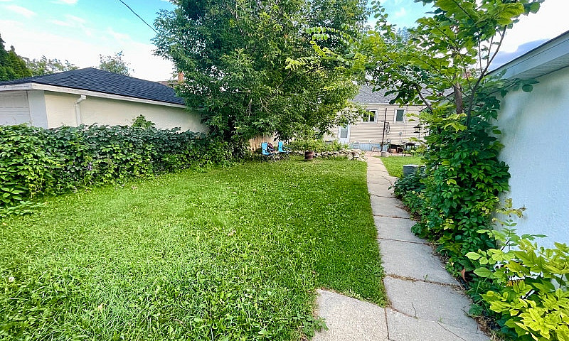 2-Bedroom House For ...