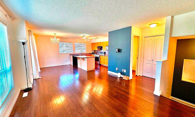 12050 17 Ave Sw #114...