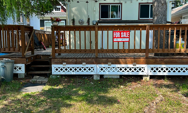 Cabin For Sale - 17 ...