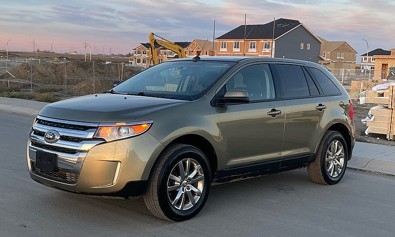 2013 Ford Edge...