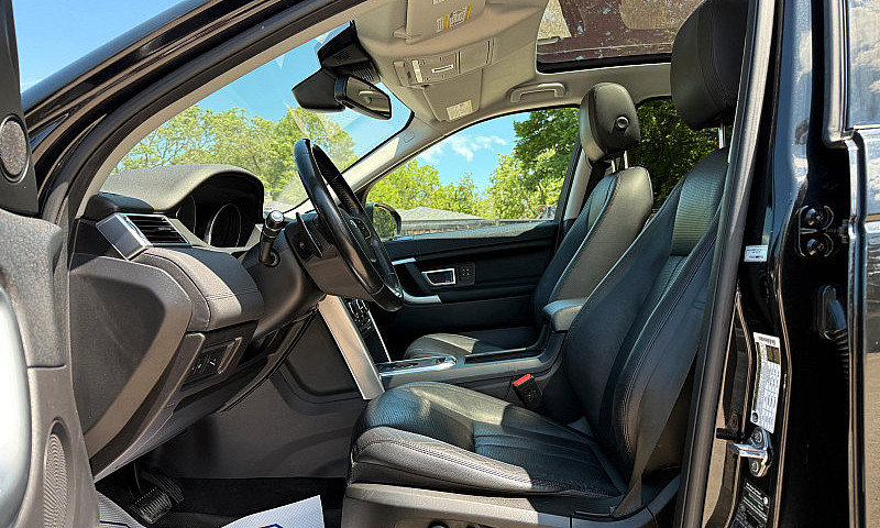 2017 Land Rover Disc...