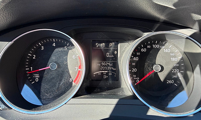 2015 Volkswagen Jett...
