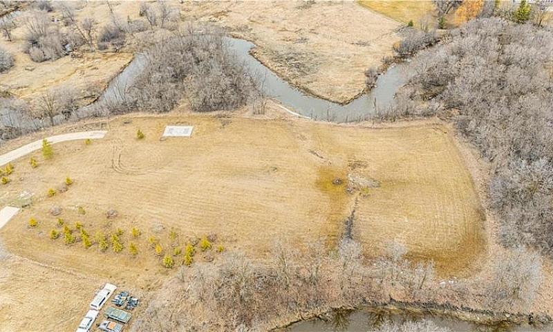 Beautiful 2.65 Acre ...