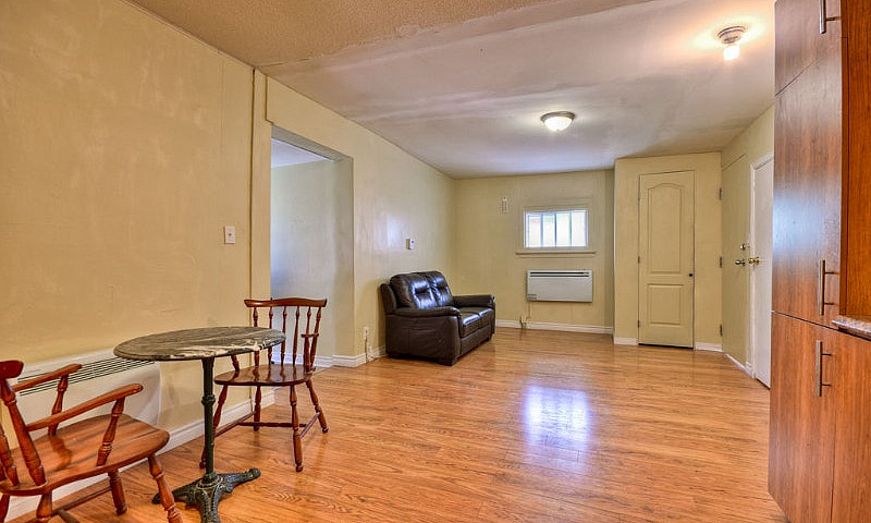 Bedroom Apartment Fo...