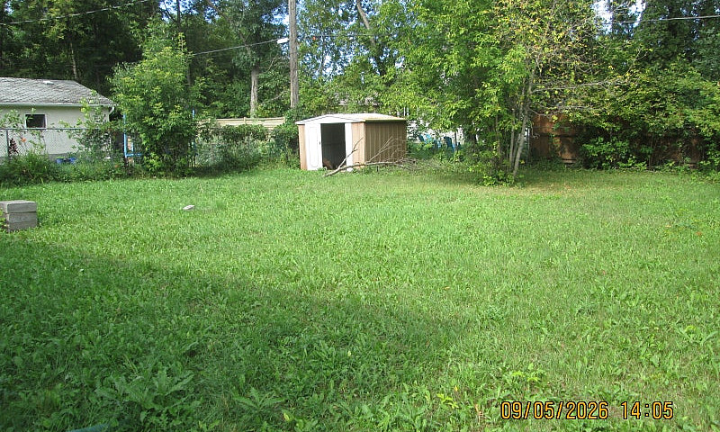 Close To U Of M, 4 B...