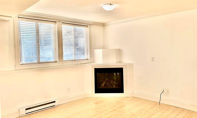 2 Bedroom Suite In W...