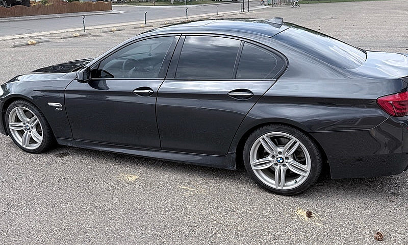 2011 Bmw 550I Xdrive...