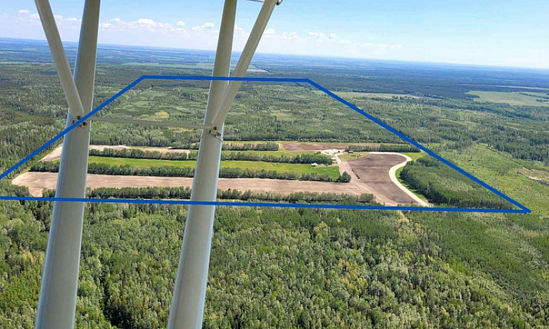 305 Acres Off-Grid F...