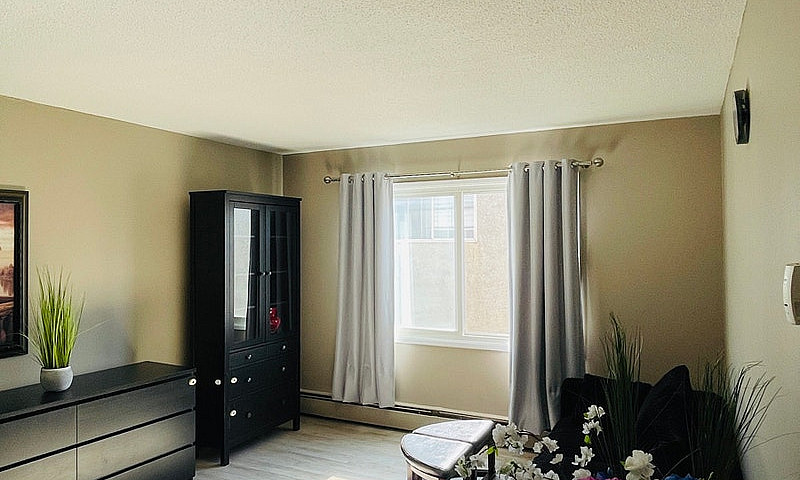 For Rent 1 Bd Apartm...