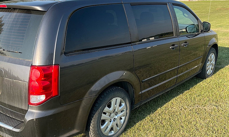 Dodge Grand Caravan...