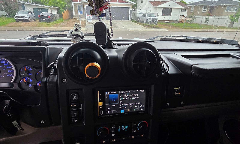 2006 Hummer H2...