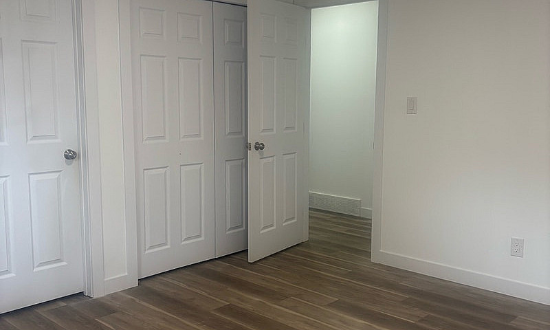 1200 Sq 3 Bedroom Ho...