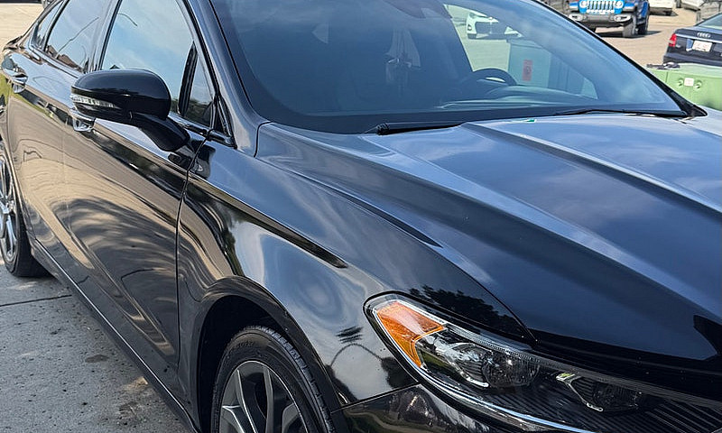 2019 Ford Fusion Hyb...