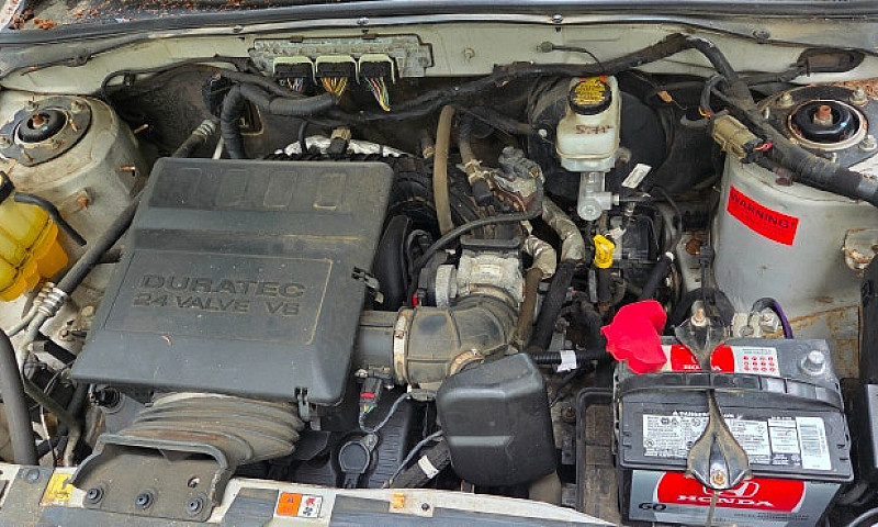2010 Ford Escape Xlt...