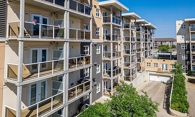 Sublet Available – B...