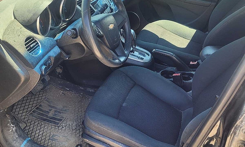 2011 Chevy Cruze Lt...