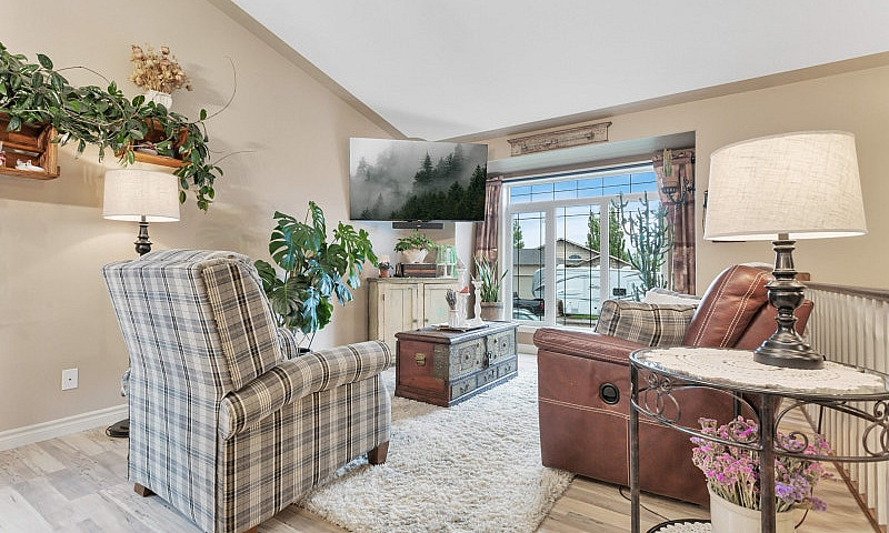  For Sale – Former T...