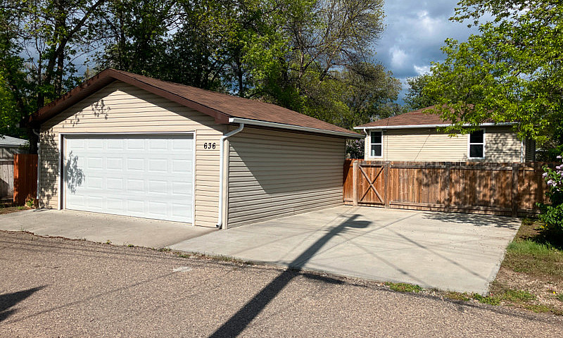 House For Sale: 636 ...