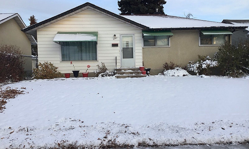 A 3 Bed 1 Bath House...