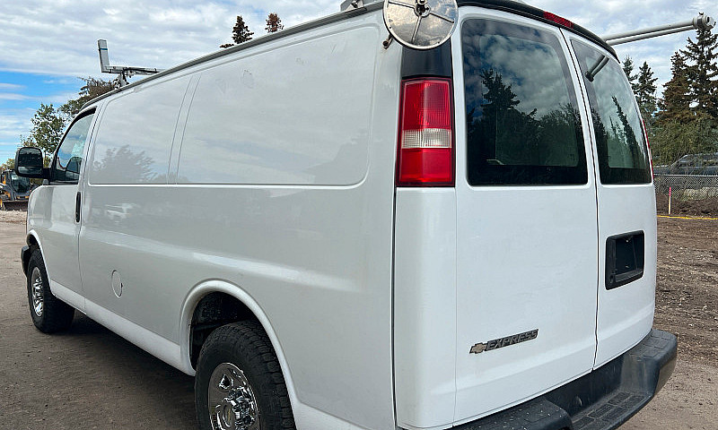 2009 Chevrolet Expre...