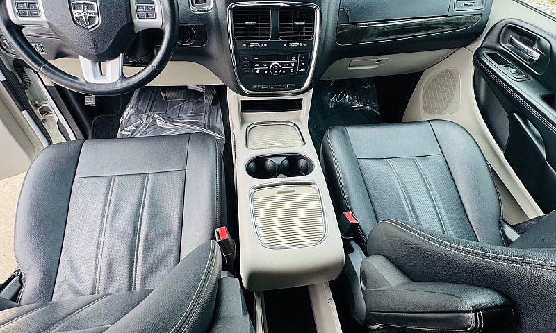 Dodge Grand Caravan ...