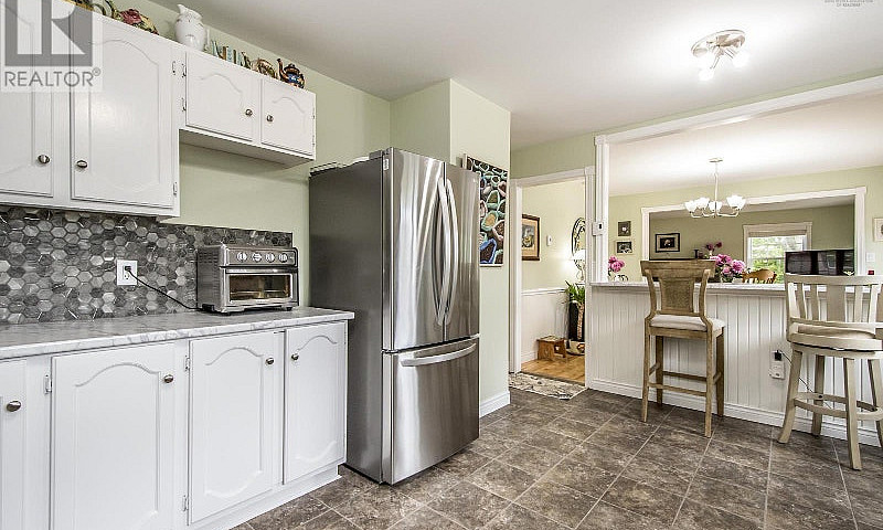 3 Bedroom, 2.5 Bathr...
