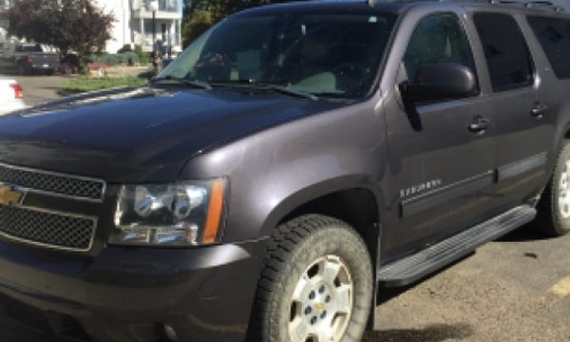 2010 Chevy Suburban ...