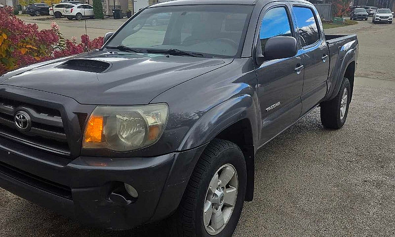 Toyota Tacoma ...