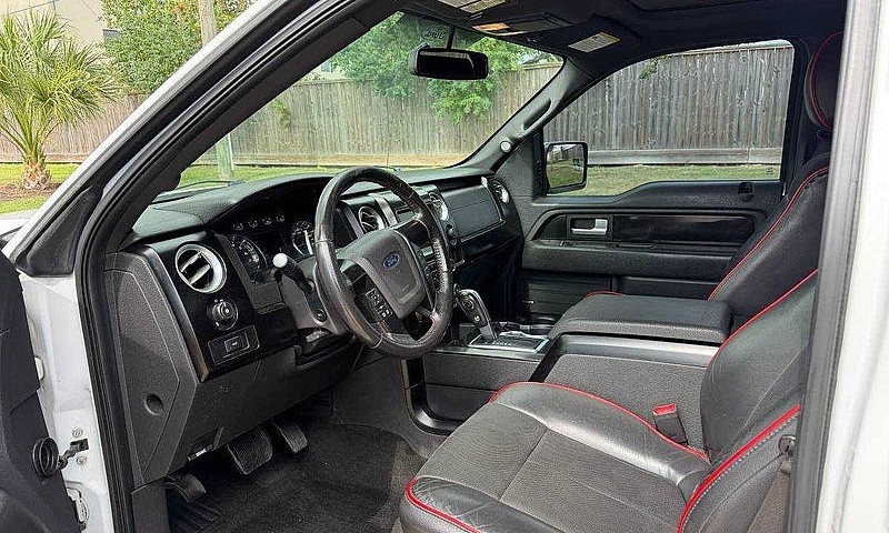 2014 Ford F150 Fx4 5...
