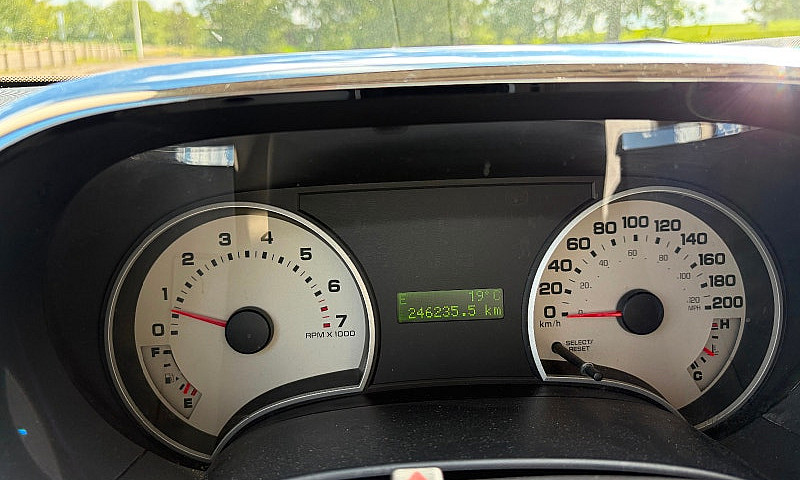 2008 Ford Explorer X...