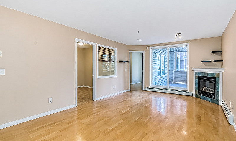 2 Bed 2 Bath + Den C...