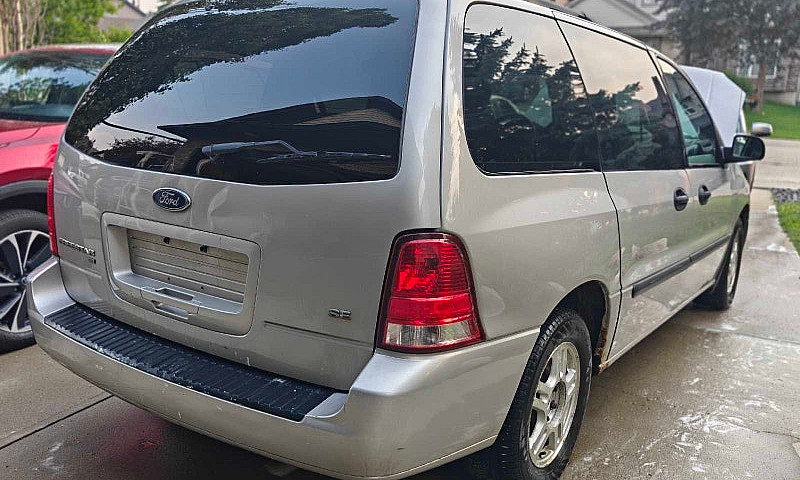 Ford Freestar 2007...