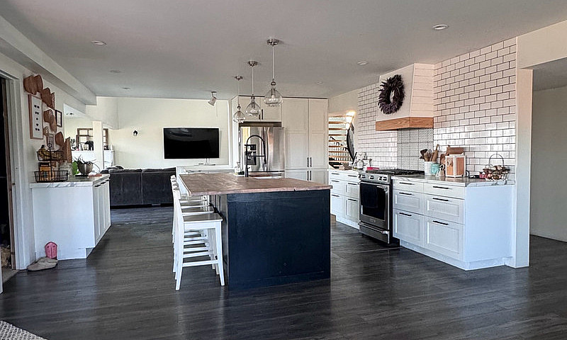 Relocatable Custom F...