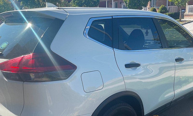 2018 Nissan Rogue Li...