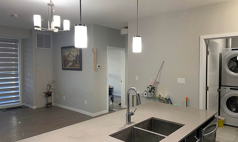 2 Bed 2 Bath Apartme...