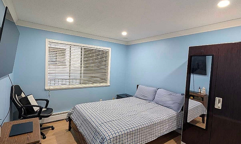 2Bed 1 Bath Spacious...