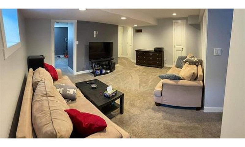 3 Bedroom Oakville, ...