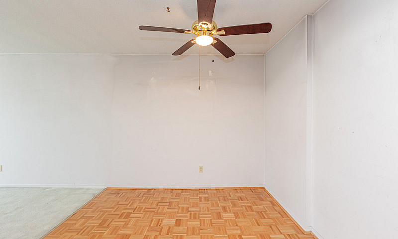 Just Listed - 313 33...