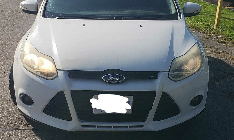 2013 Ford Focus *Low...