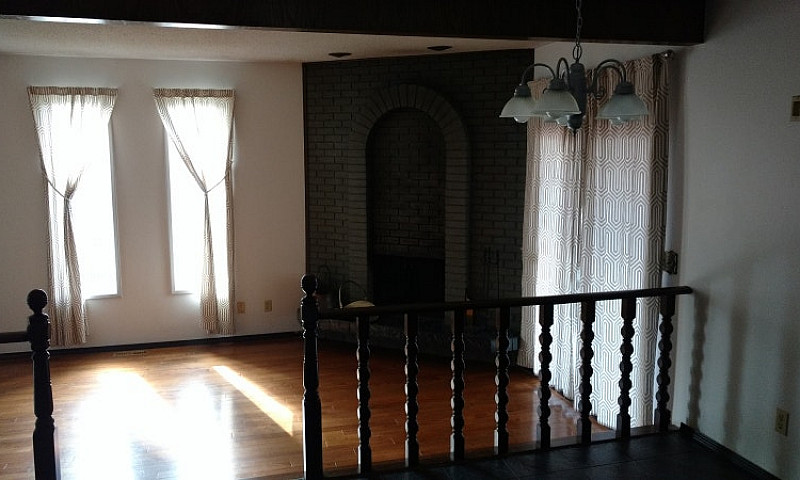 Large 5 Bedroom Bung...