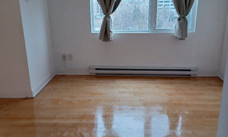 Logement 4 1/2 Ville...
