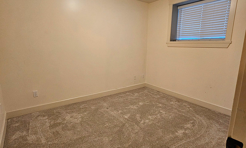 2 Bedroom Basement S...