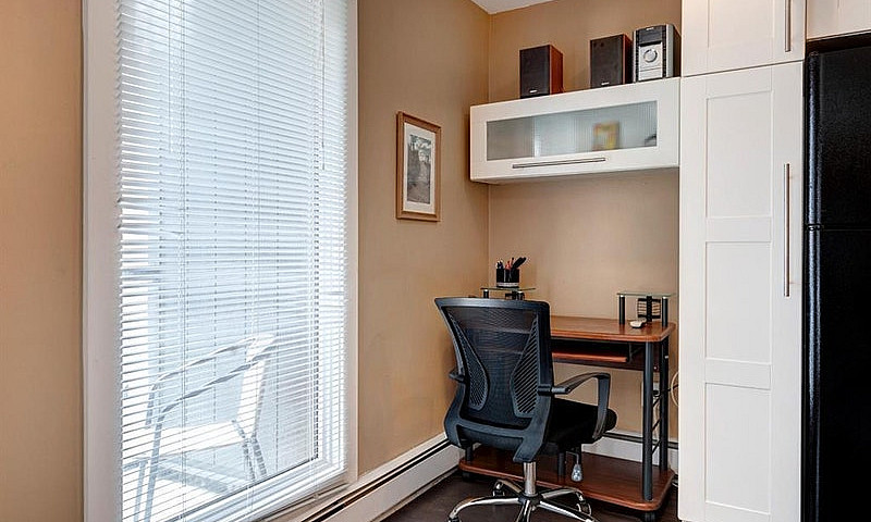 Fully Furnished 1 Be...